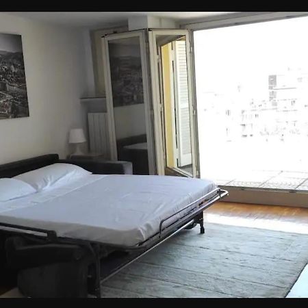 Amazing Apartment With View Near Metro Torino Esterno foto